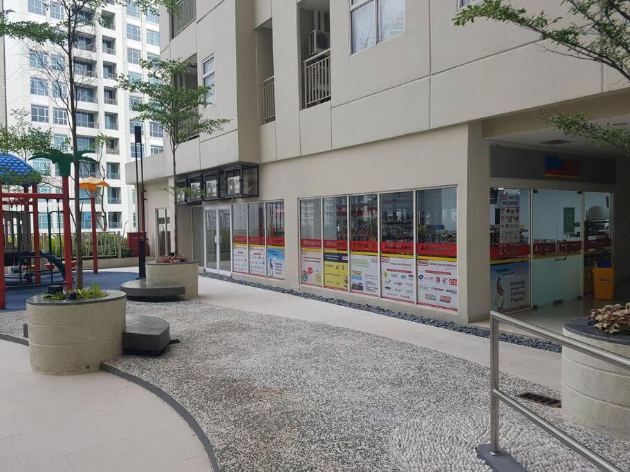 Madison Park 1 Bedroom Near Park Mall Apartment *