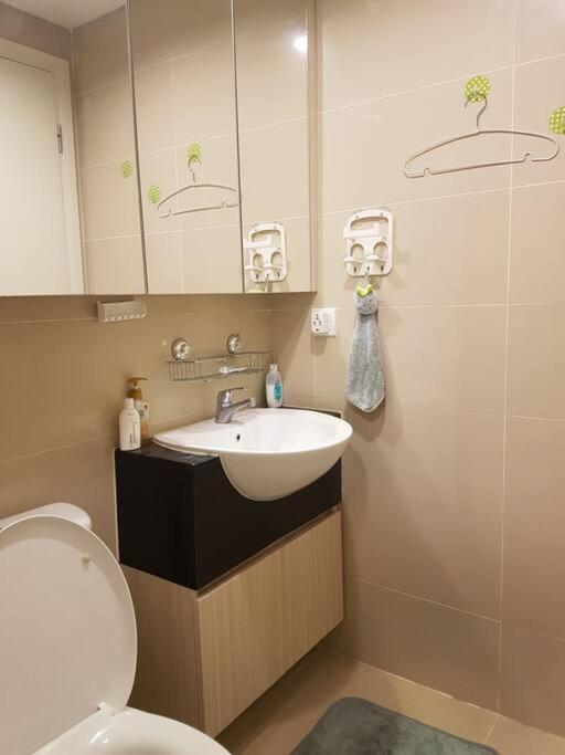 Madison Park 1 Bedroom Near Park Mall