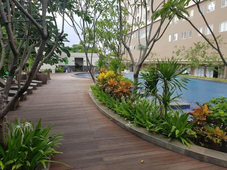 Madison Park 1 Bedroom Near Park Mall *